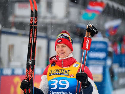 На Кубке мира по лыжам состоялись заключительные старты 2021 года