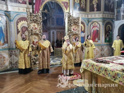 Служение митр.НИКОНА в Неделю 20-ю по Пятидесятнице и день поминовения безвинно богоборцами убиенных или безвинно пребывавших в заключении