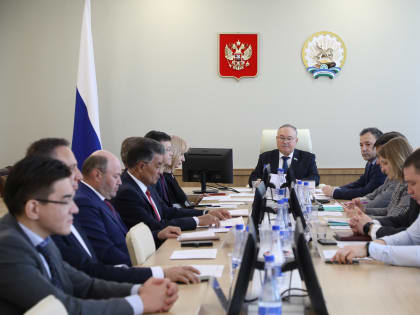 Состоялось заседание Комитета по здравоохранению, социальной политике и делам ветеранов