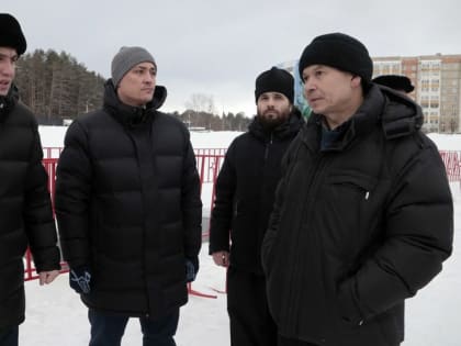 В Нефтекамске на озере Светлом идёт подготовка купели