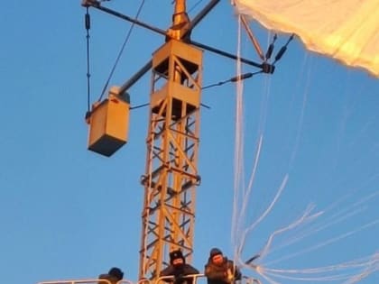 Воспитанники Башкирского кадетского корпуса прыгнули с парашютной вышки