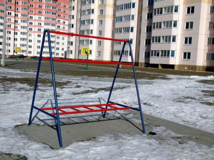 В Башкирии на восьмилетнего ребенка упала металлическая сушилка для белья