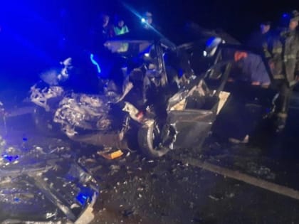 В Башкирии в ДТП погибли два человека, еще четверо госпитализированы
