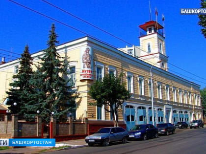 Радий Хабиров поздравил пожарных Башкирии с профессиональным праздником
