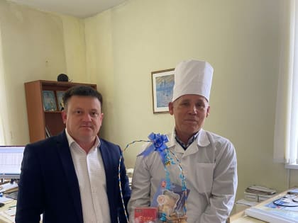 Поздравляем ветеранов с Днем пожилых людей