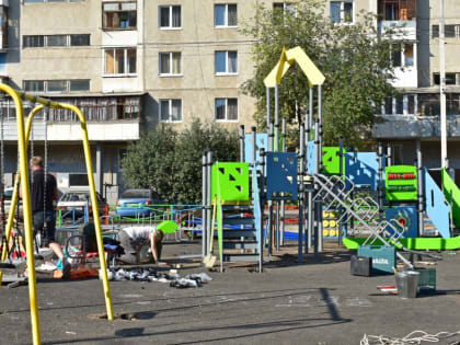 В этом году в уфимских дворах появится 297 новых фонарей, 27 детских и 5 спортивных площадок