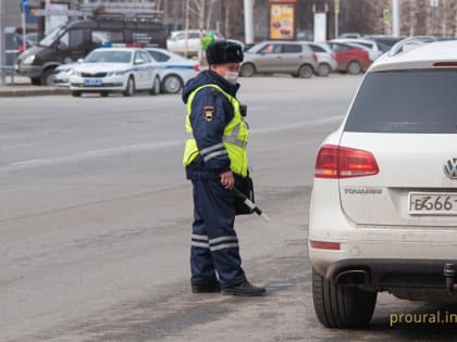 Депутаты в Башкирии разрешили езду на автомобиле без госрегистрации