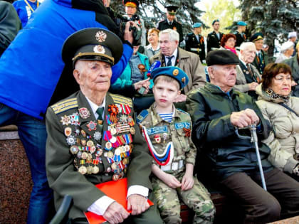 Фоторепортаж с празднования в Уфе 77-й годовщины Победы в Великой Отечественной войне