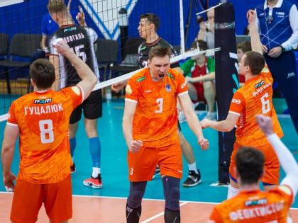 Волейбольный клуб "Урал" выиграл у гостей из Сургута