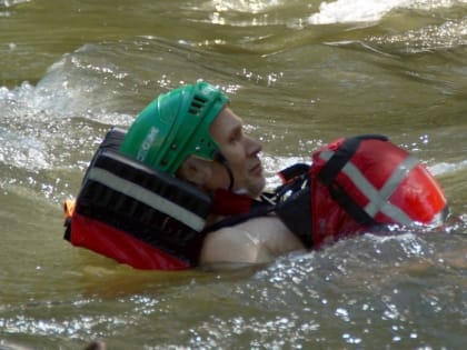 С плавниками, но не рыба: маломобильных жителей Башкирии на воде спасет «Дельфин»