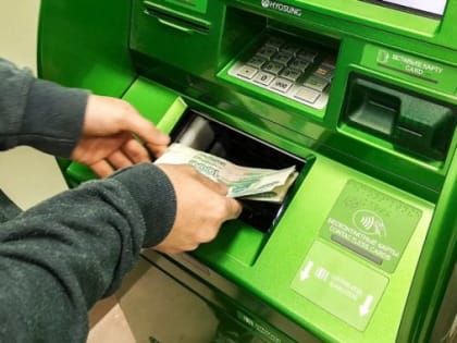 В Башкирии у многодетных матерей и детей инвалидов списывали деньги