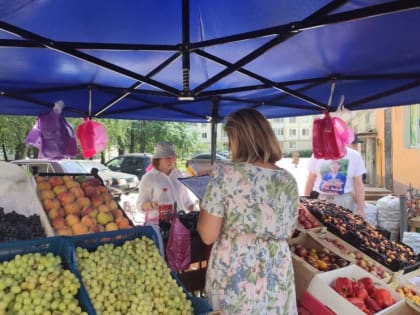 Стихийной торговле на улицах не место!