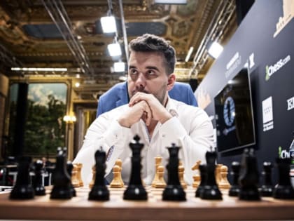 Российский гроссмейстер укрепил свое лидерство на турнире претендентов