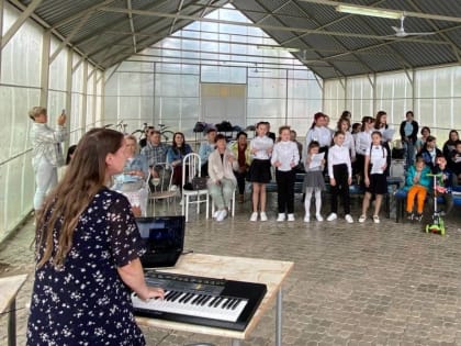 Для ребят из Донбасса провели мастер-классы по вокалу и актерскому искусству