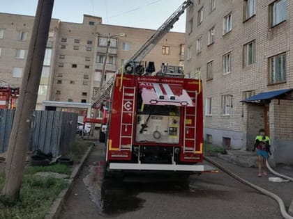 В Башкортостане 11-летняя девочка спасла из пожара троих младших сестер