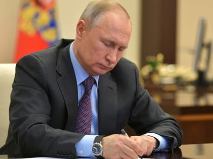 Владимир Путин наградил медиков и научного работника Башкирии