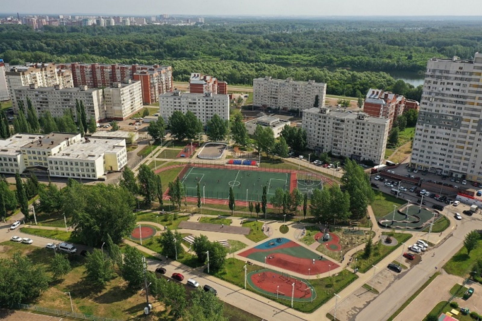 Уфа рядом со мной. Птичий сквер Уфа Сипайлово. Сквер птицы Уфа. Сквер птицы в Сипайлово. Микрорайон Сипайлово Уфа.