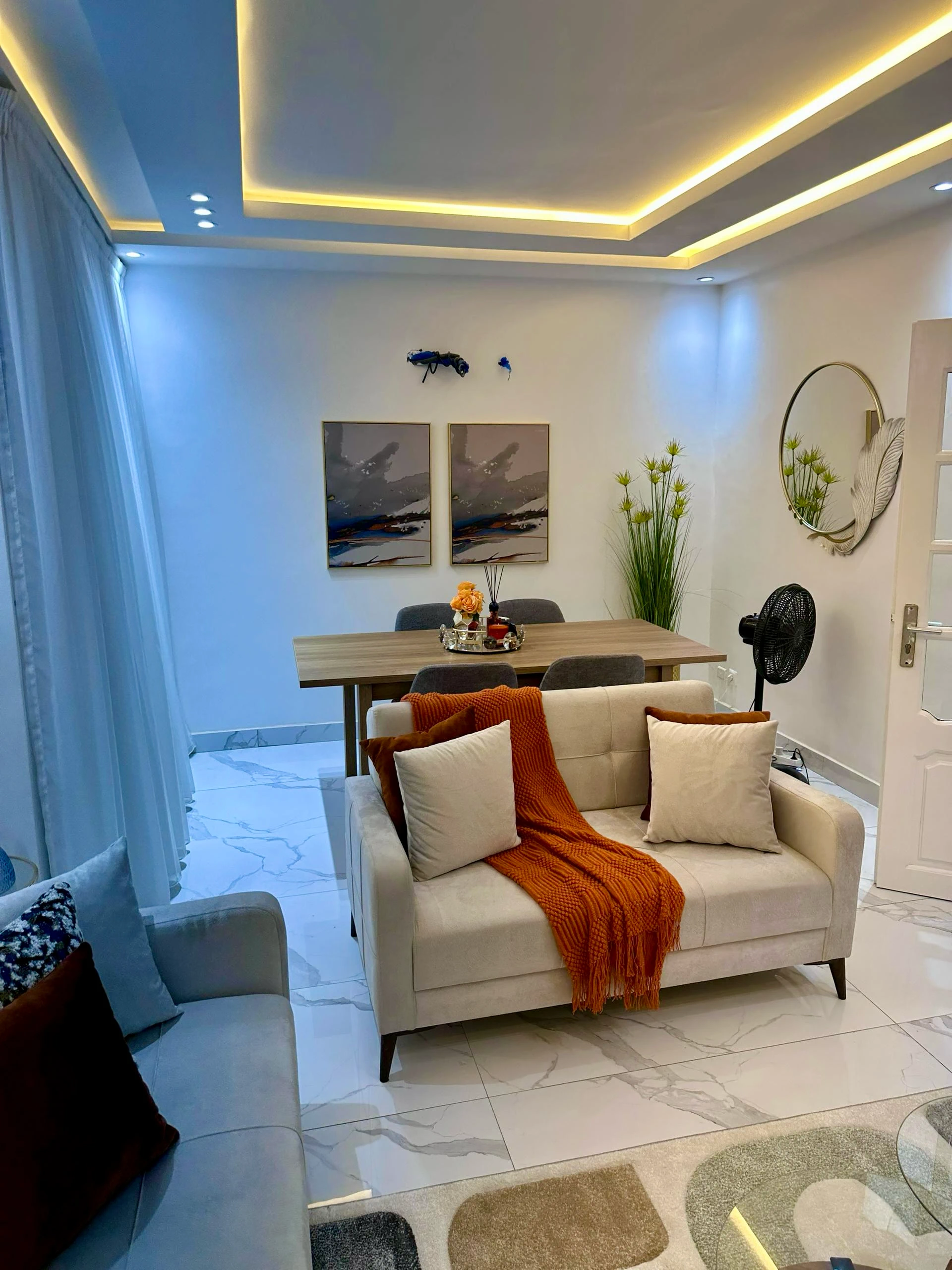 Salon décoré par Dream HOME Dakar — objets prestige