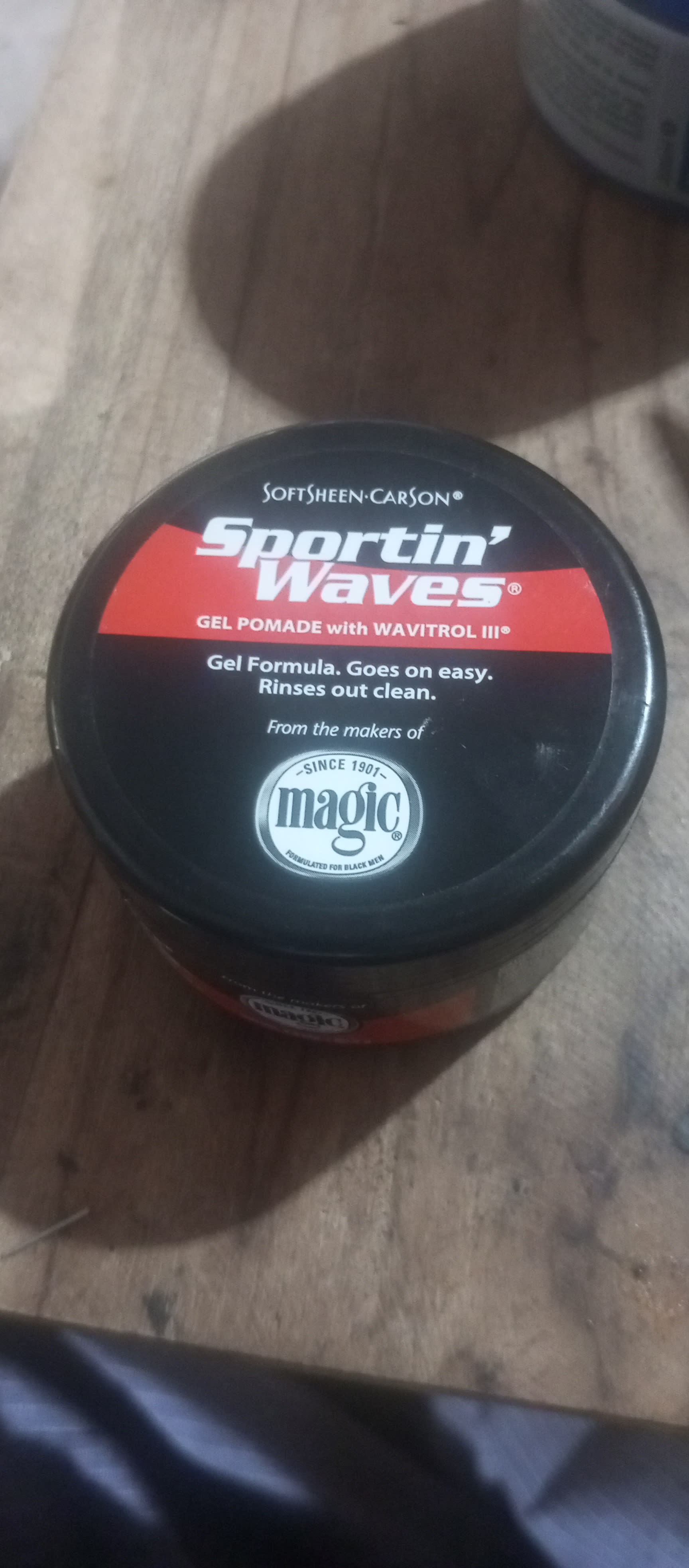 SPORTIN'WAVES