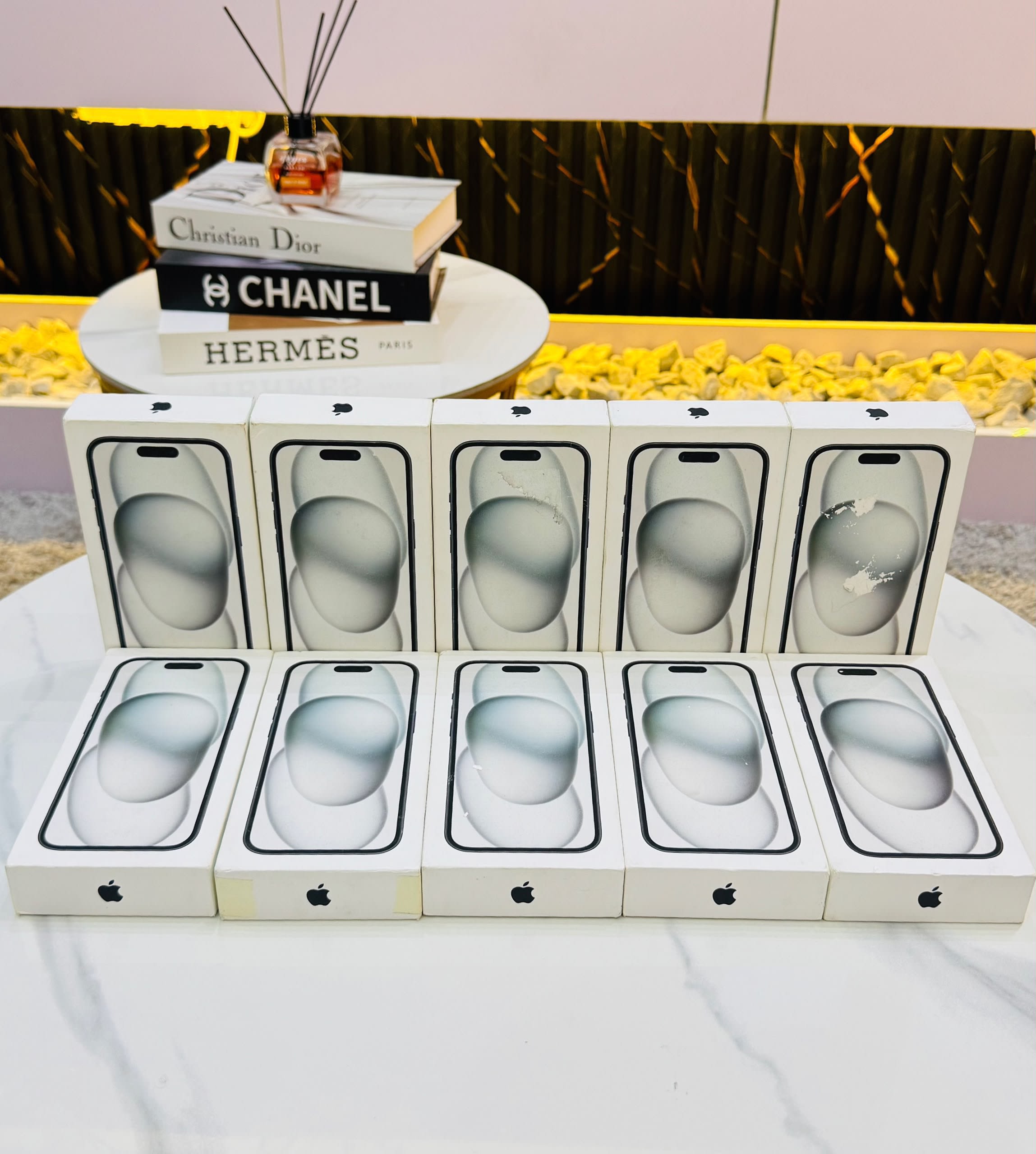 iPhone 15 256gb authentiques d'origine C€ en boite