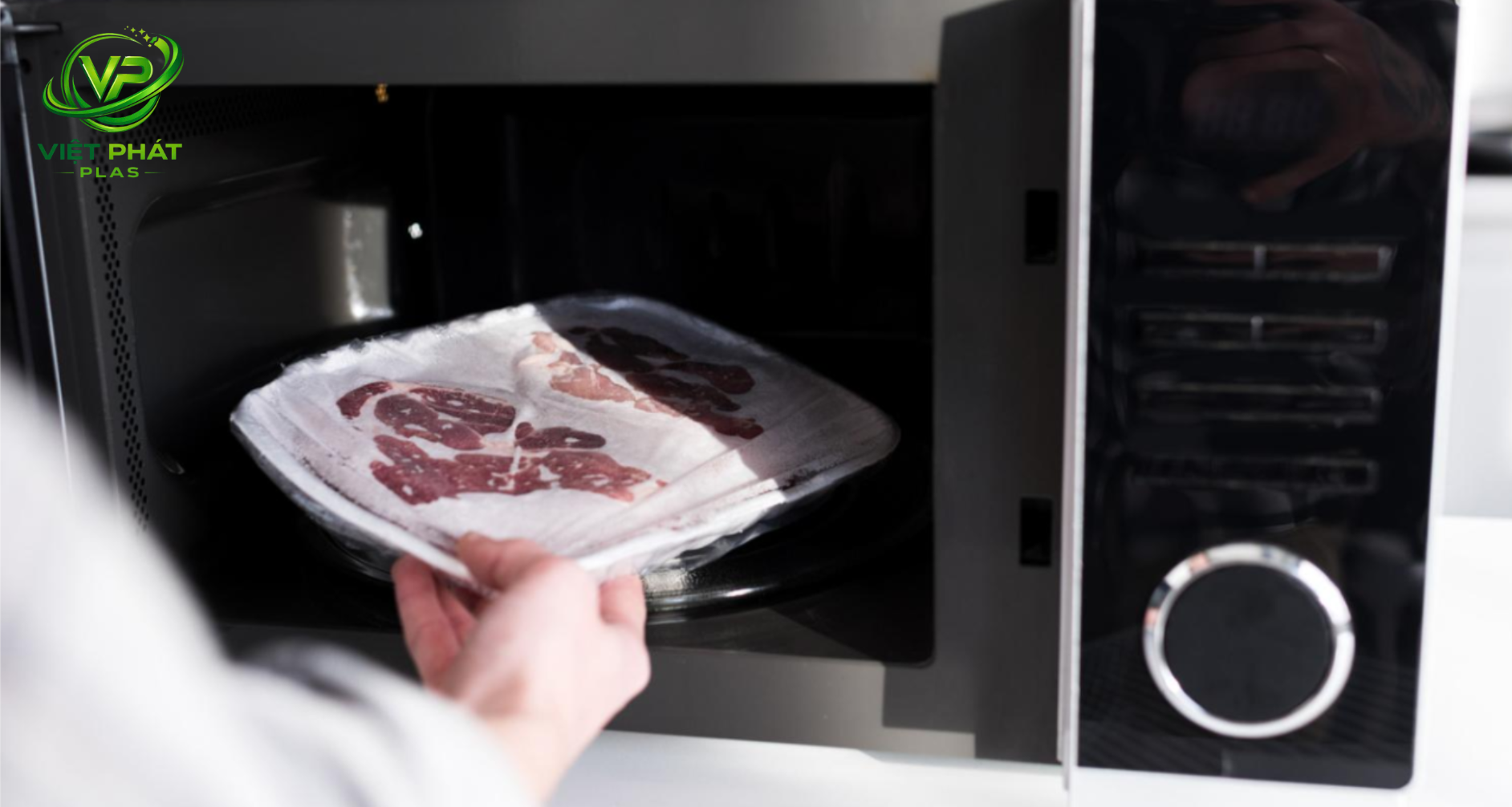 Có An Toàn Khi Rã Đông Thịt Trong Túi Zip Bằng Lò Vi Sóng Không?
