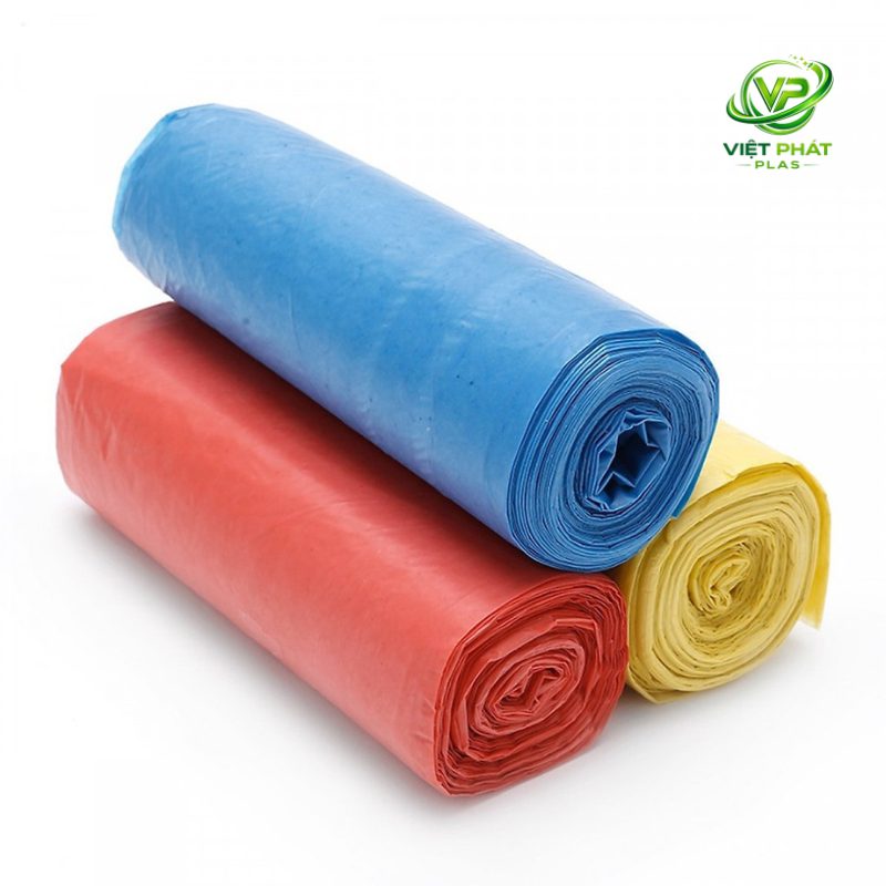 High-quality garbage bags on roll designed for efficient waste management in commercial environments.