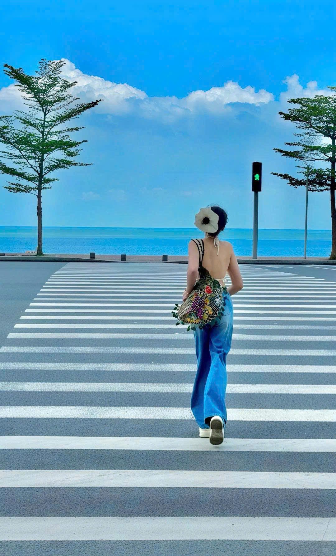 Bắc Hải vào mùa hè: điểm sáng nhất là biển xanh, cát trắng và nhịp đi rất dễ chịu - thumbnail 4