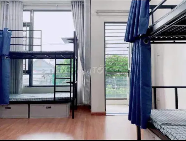 Ký túc xá thoáng mát gần Kha Vạn Cân - Hoàng Diệu