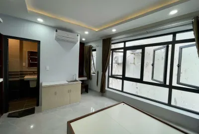 Studio cửa sổ đón nắng, full nội thất