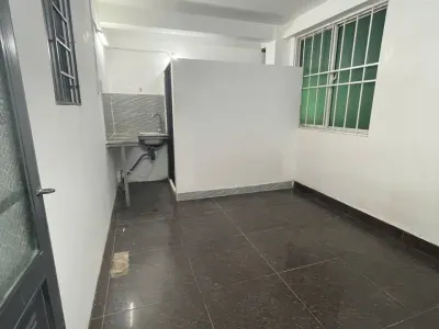 TRỐNG SẴN P003 - Thang máy