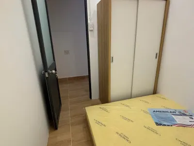 8tr5 Full Nội Thất Rộng 40m2 + Ban Công Riêng + máy giặt riêng + xe hơi đậu trước cửa + đối diện cổn