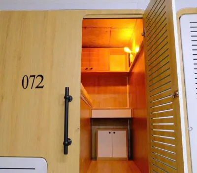 Ký túc xá sleepbox 286 Trần Hưng Đạo, Quận 1