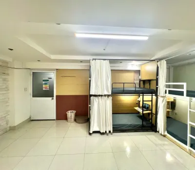 Ký túc xá NAM thoáng mát 179 Đặng Thuỳ Trâm , Phường 13, Bình thạnh