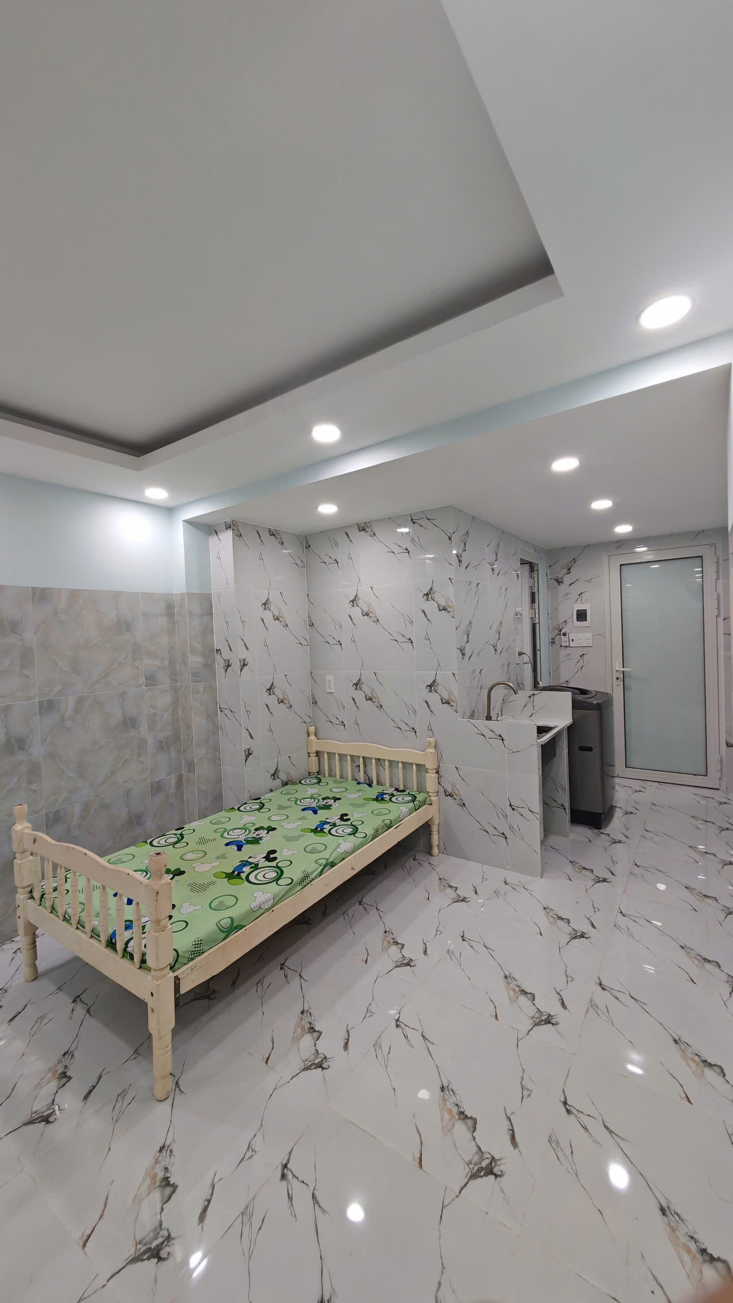 Thumbnail Cho thuê phòng 616 đường CMT8, P.11, Quận 3 - Hình 1