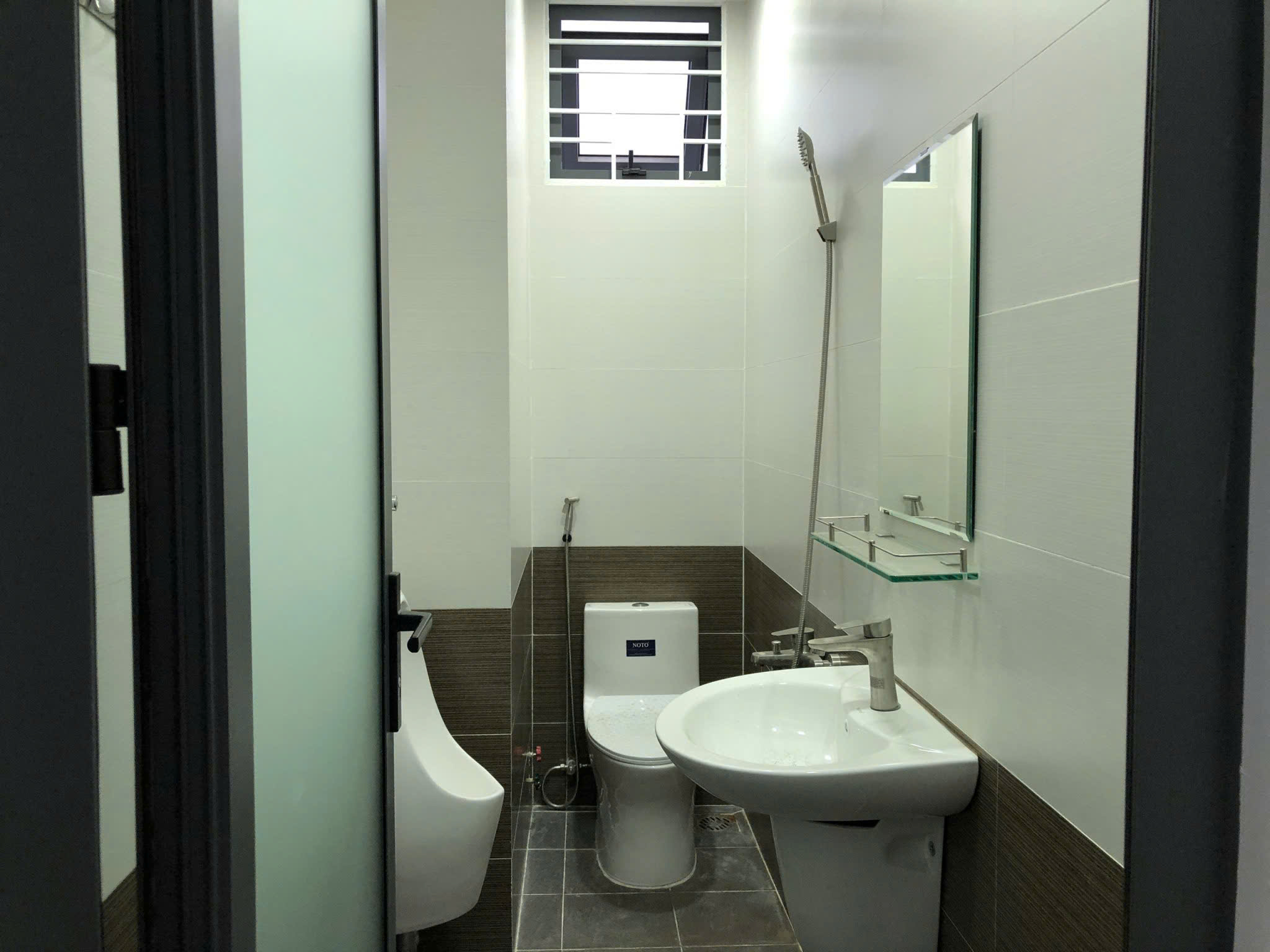 Thumbnail Cho thuê Ký túc xá xịn xò 183 Bến Vân Đồn, P5, Quận 4 - Hình 4