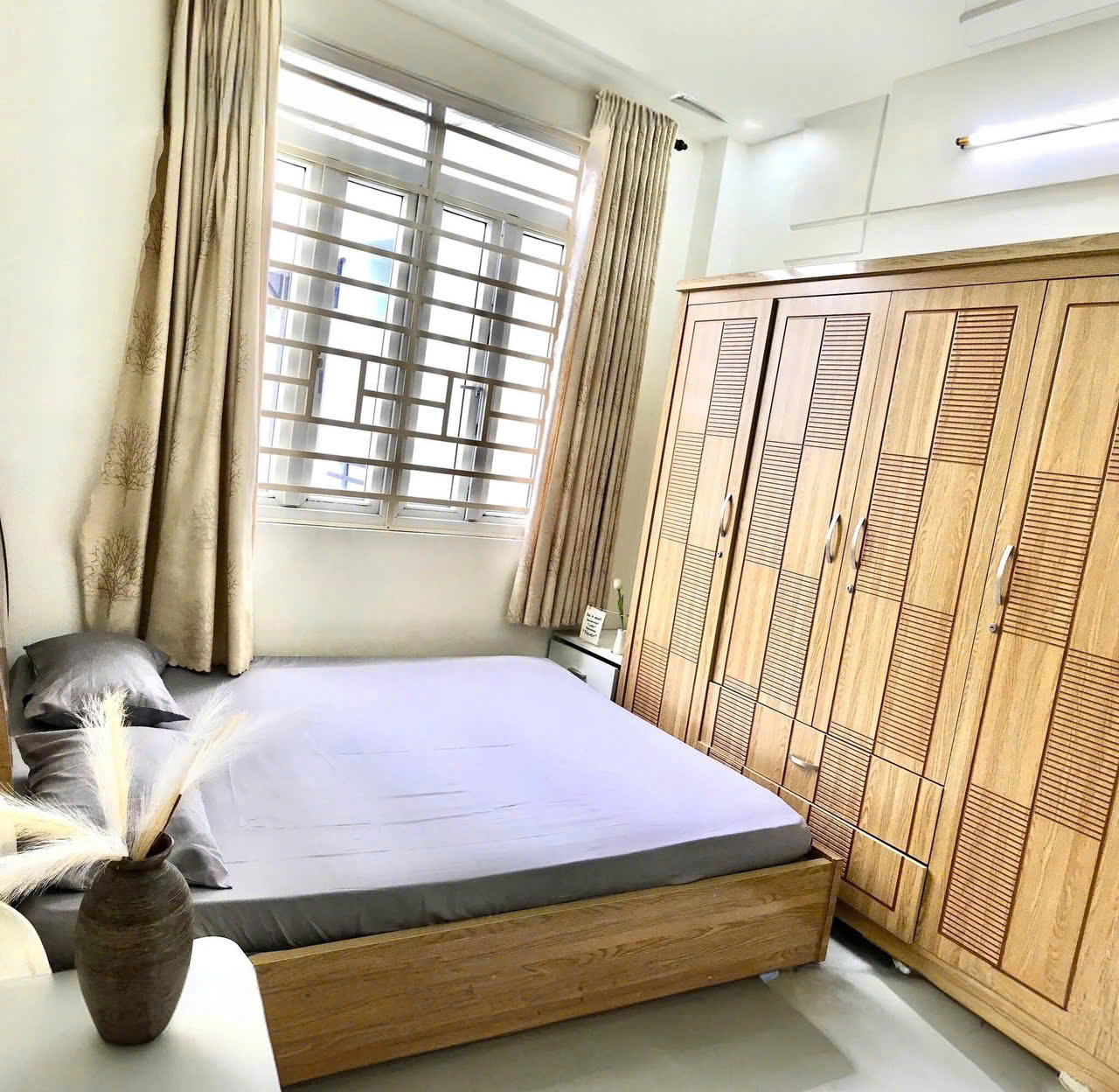 Thumbnail Cho thuê phòng 100 đường Thích Quảng Đức, P. 5, Quận Phú Nhuận - Hình 1