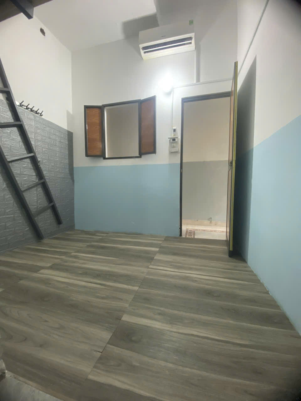 Thumbnail Phòng mới có gác tại 226 Nguyễn Thái Sơn, Gò Vấp - Hình 2