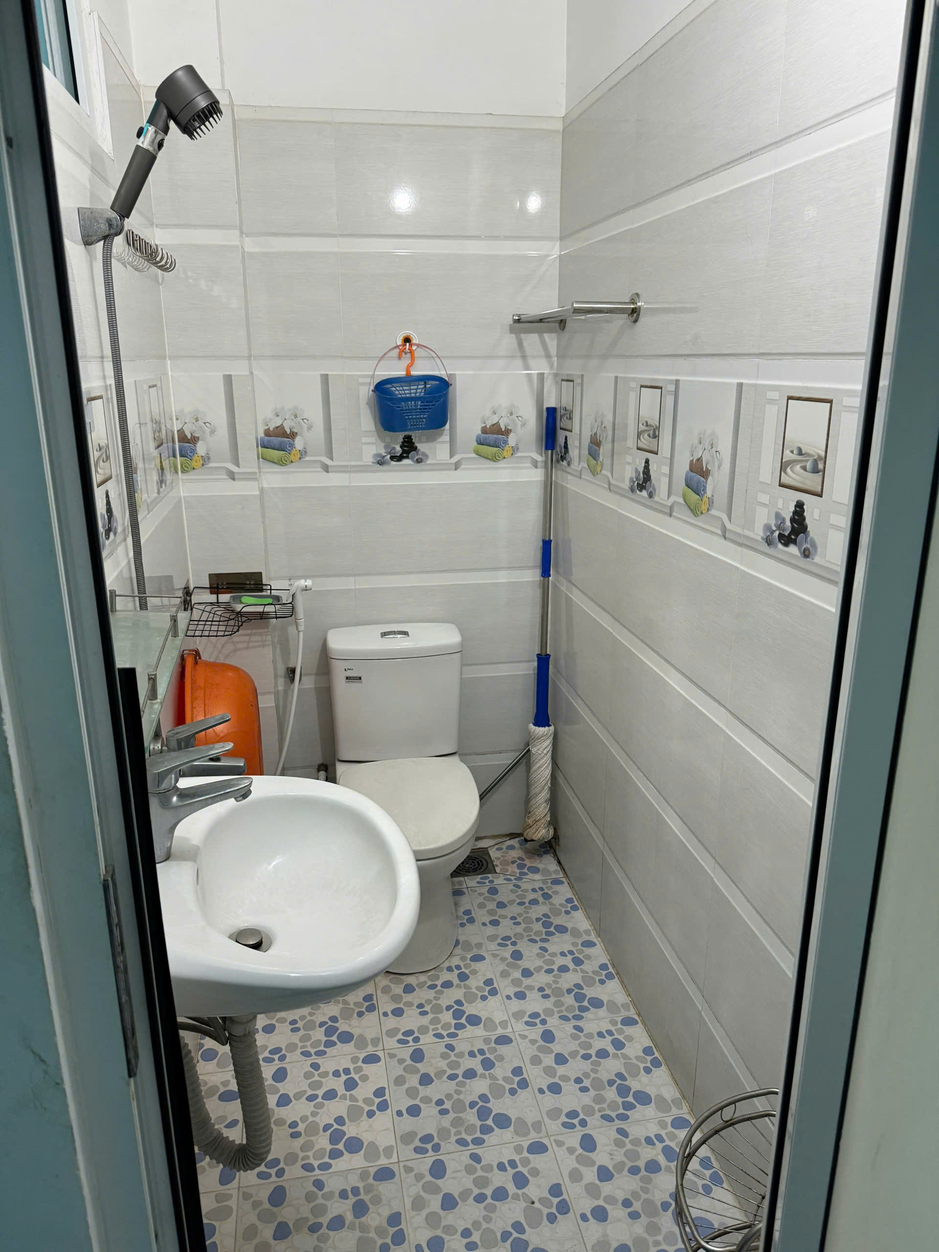 Thumbnail Phòng ban công thoáng mát tại 354 Phan Văn Trị, P11, Bình Thạnh - Hình 3