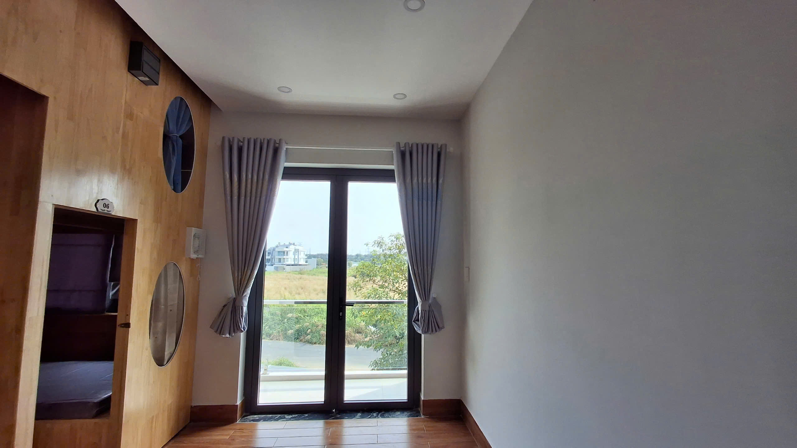 Thumbnail Ký túc xá sleepbox 1017 Lê Văn Lương, gần ĐH Tôn Đức Thắng, Quận 7. - Hình 1