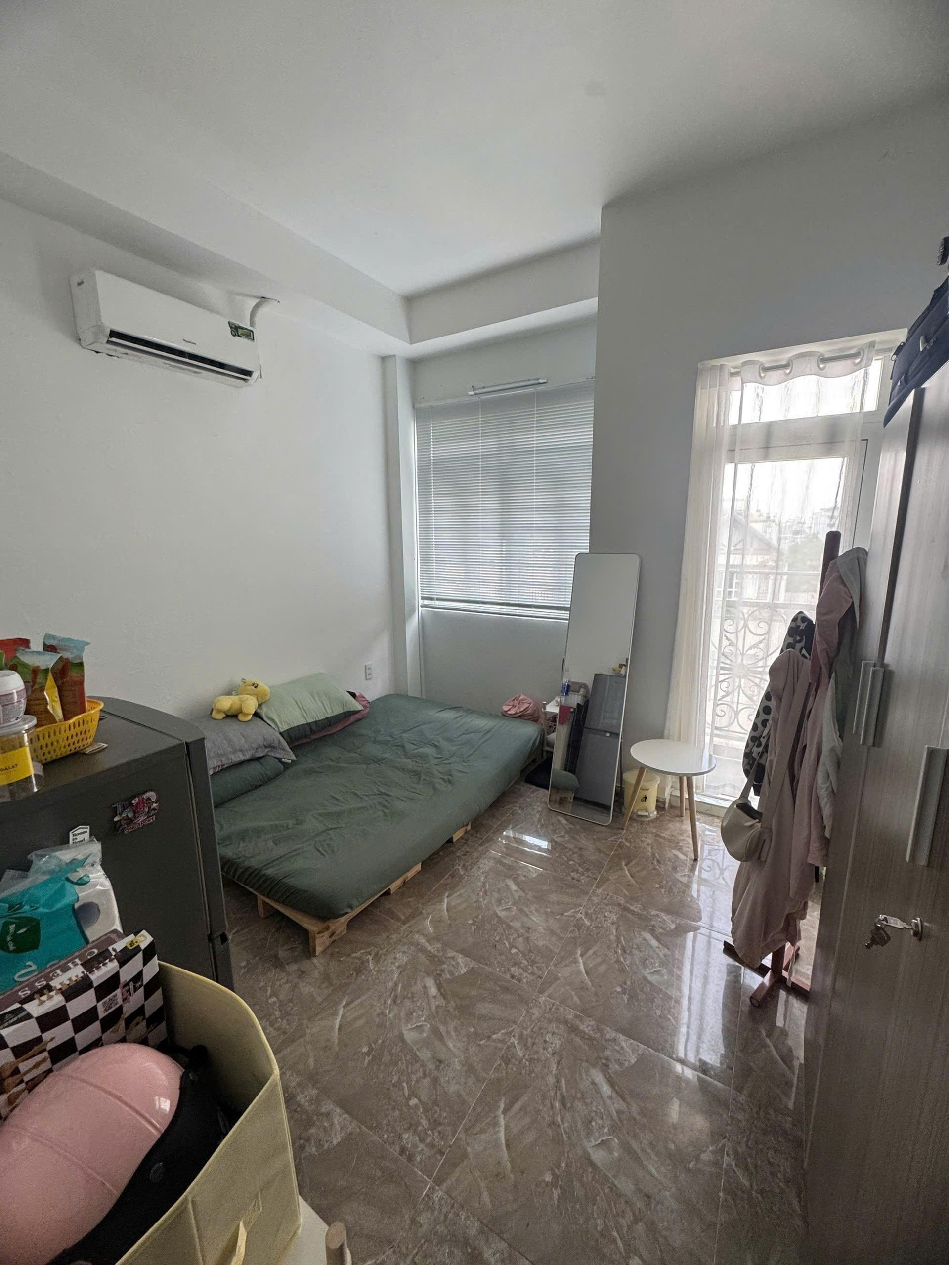 Thumbnail Phòng ban công thoáng mát đường Nguyễn Văn Thương, P25, Bình Thạnh - Hình 1