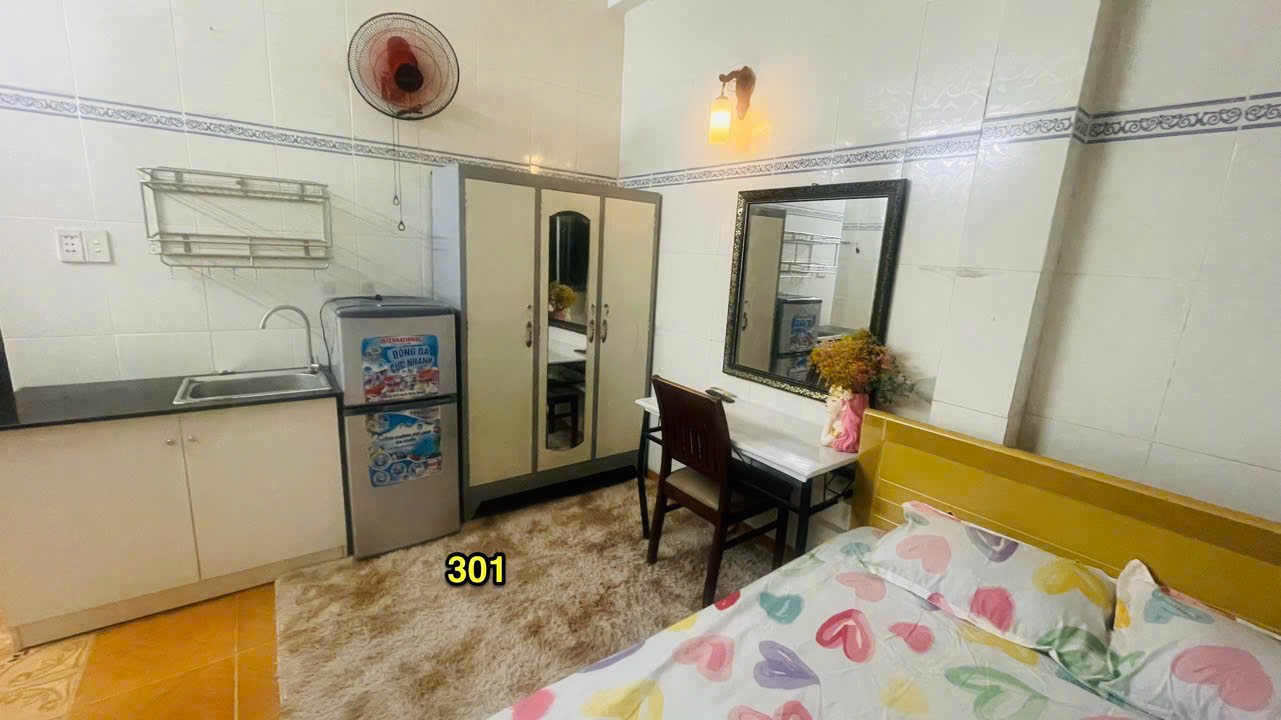 Thumbnail Phòng ban công thoáng mát 29 Trường Sơn, P.15, Quận 10 - Hình 1