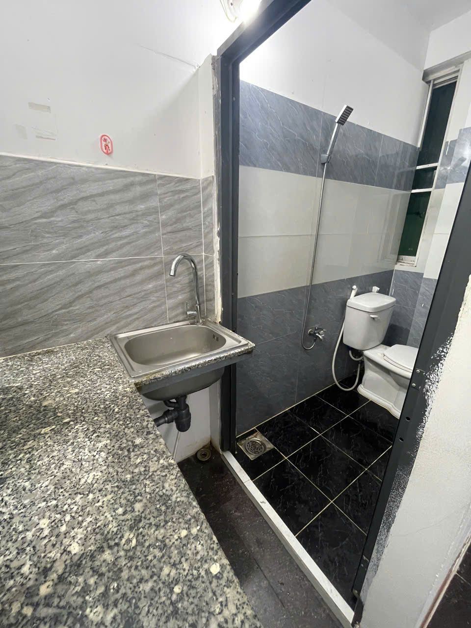 Thumbnail TRỐNG SẴN P003 - Thang máy - Hình 3