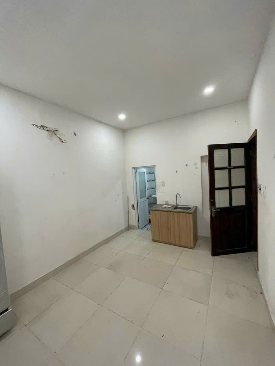 Thumbnail 3tr7 nội thất cơ bản rộng 30m2 + cửa sổ đón nắng thông thoáng + ngay Cư Xá Thanh Đa, P.27, Bình Thạn - Hình 1