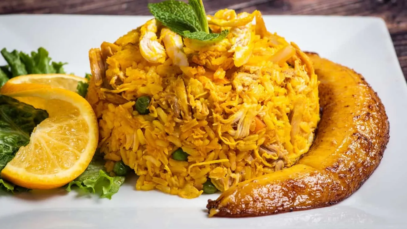Arroz con Pollo image