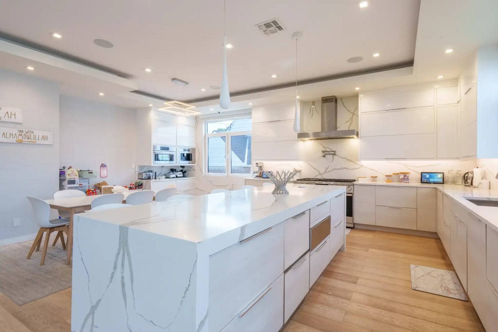 Countertop Contractors in Long Island: Materials, Design, and Installation Expertise