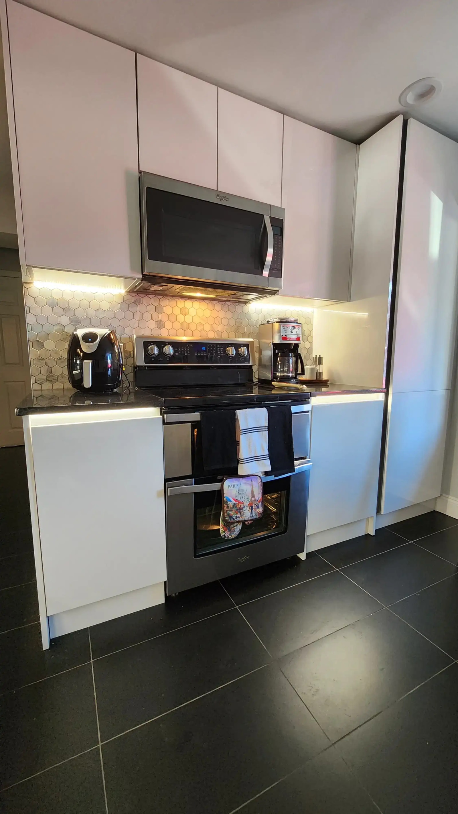 Kitchen Remodel in Westbury, NY by I2Create Home Remodeling project photo 5