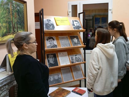 Отчизне служат настоящие мужчины»