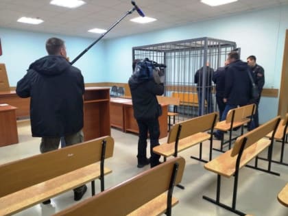 Обвиняемому в совершении особо тяжких преступлений в 2005 году, суд продлил срок содержания под стражей на 24 суток