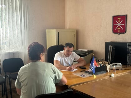 Евгений Смолянинов встречается с жителями Менделеевского