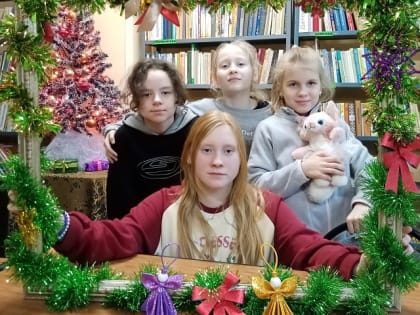 Новогоднее путешествие по планете сказок